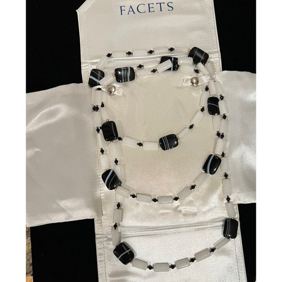 Facets 5th Avenue Glass Bead Necklace Black & White - Picture 6 of 9